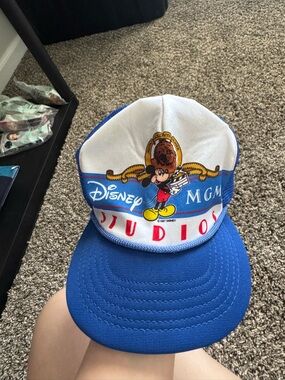Disney MGM Studios 1980s Blue White Red Mickey Mouse Trucker Hat